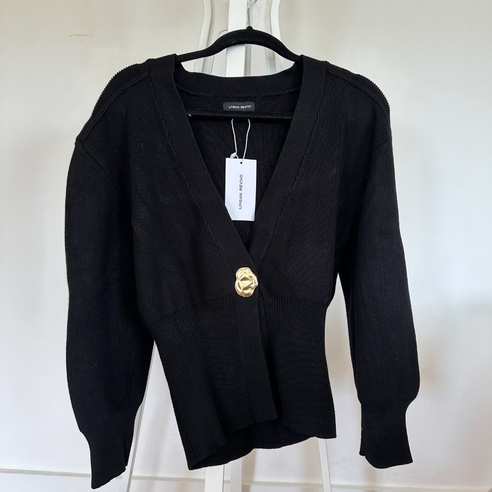 V-Neck Knitted Cardigan with Cool Metal Statement Button